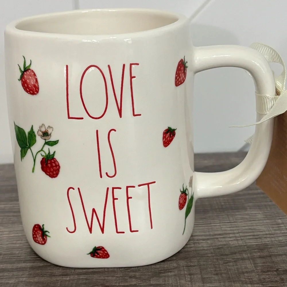 NWT Rae Dunn Love is Sweet 🍓 Mug - Picture 1 of 6